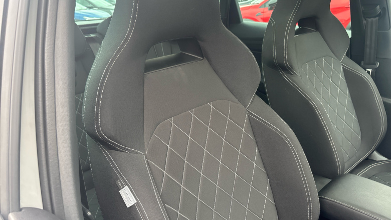 Skoda Karoq 1.5 TSI Sport Line 5dr DSG Petrol Estate